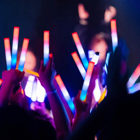JOYIN 24-pack provides ample party favors and decorative lighting options