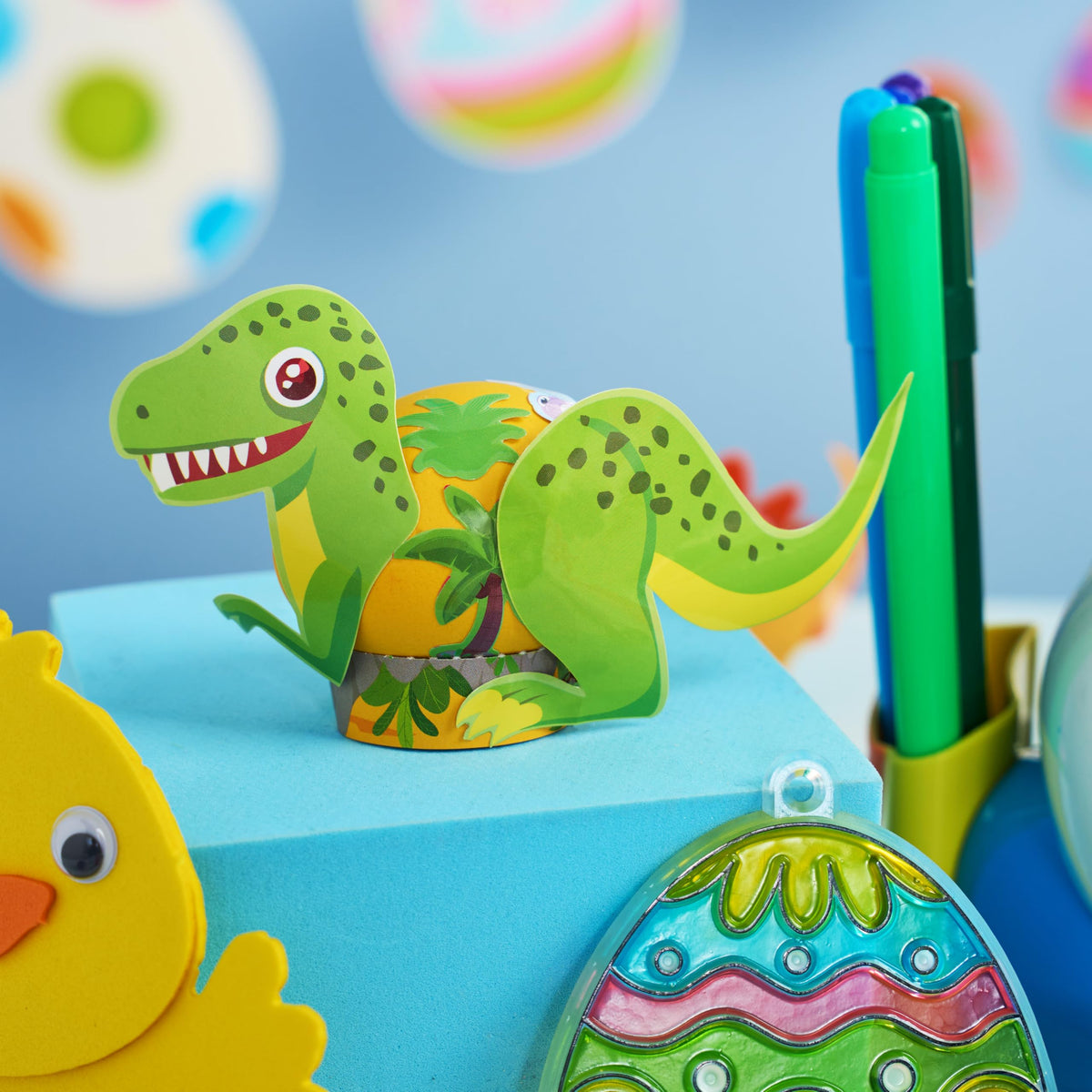 JOYIN assorted markers provide vibrant color for Easter art