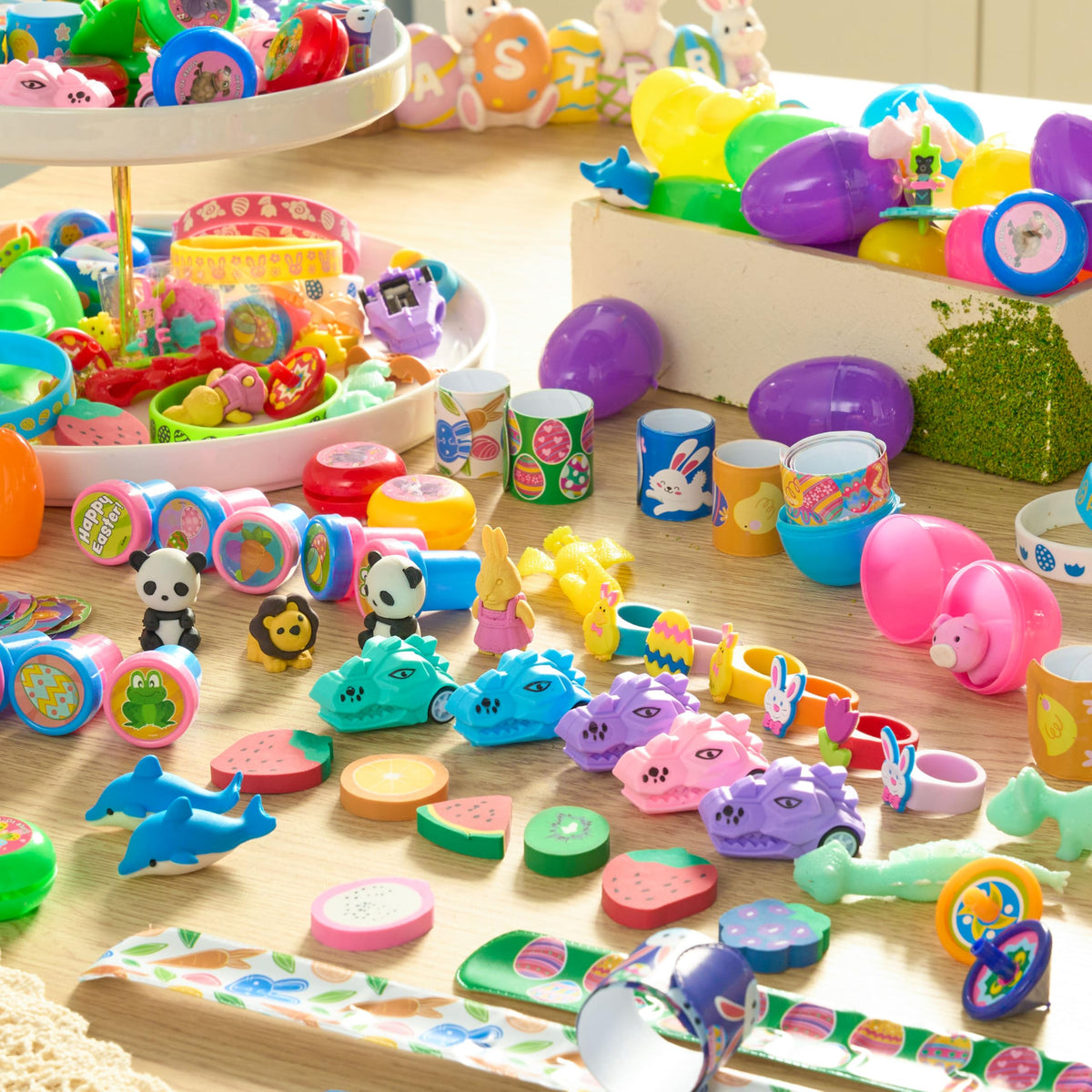 JOYIN sticky hands inside eggs for tactile fun
