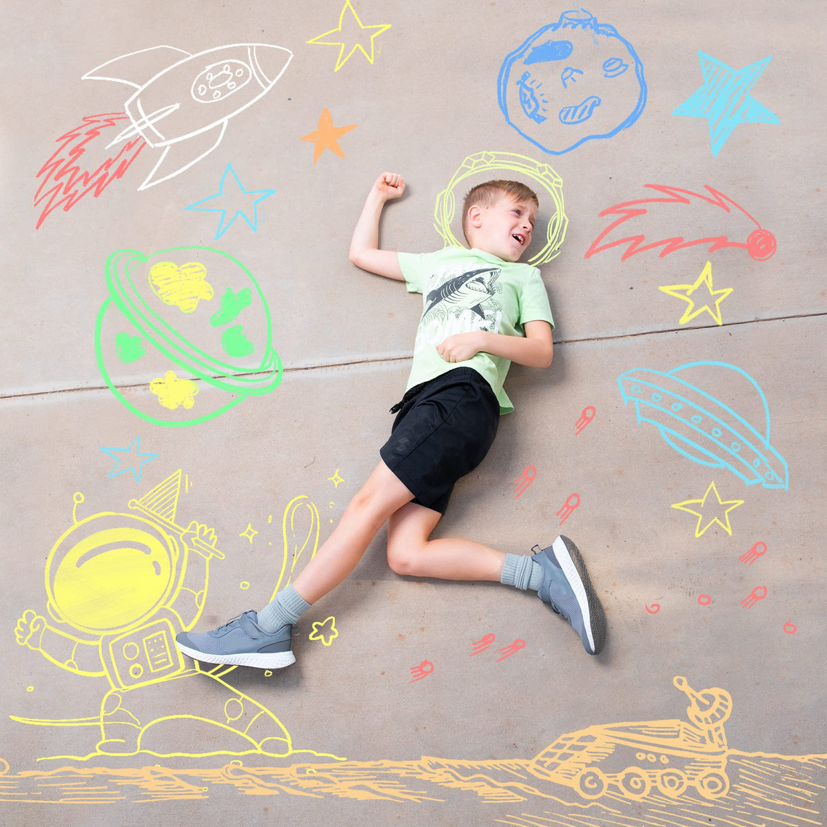JOYIN toddler-friendly chalk suitable for early scribbles outdoors