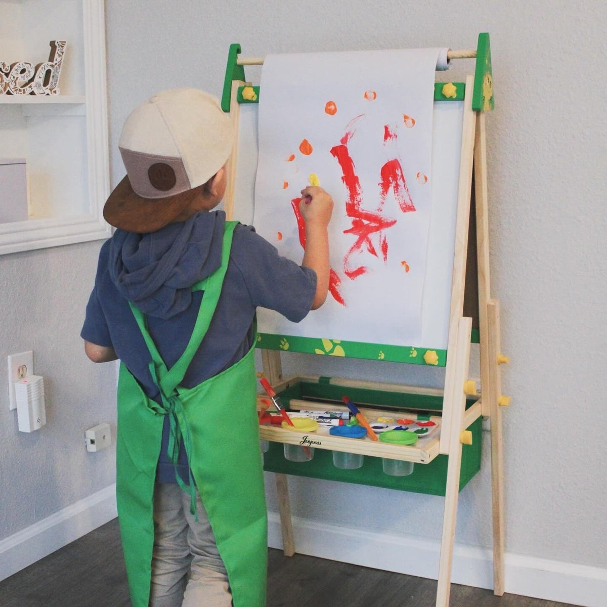 Joyooss art station promotes screen-free, focused play