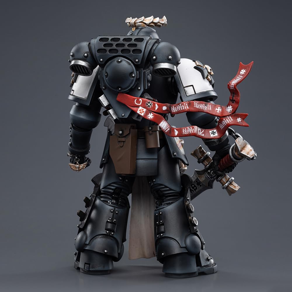 JOYTOY 1/18 Black Templars Rolantus detailed paint close-up for collectors.