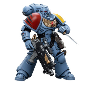 JOYTOY Space Wolves articulation enables dynamic poses.