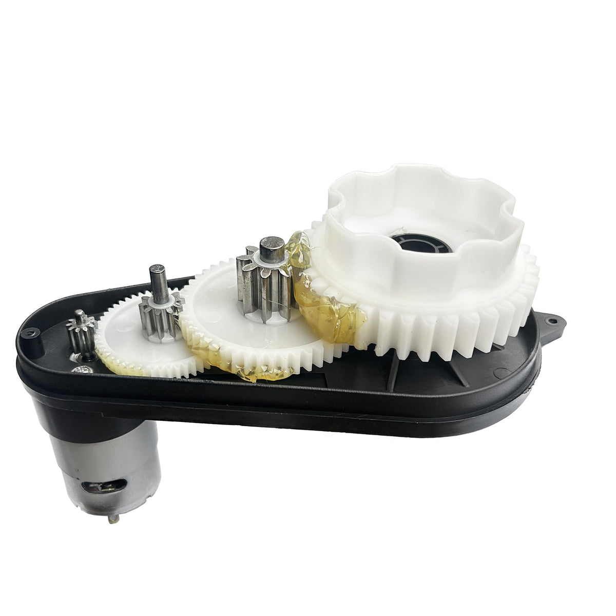 JRRXM packaging contents show two motors and accessories