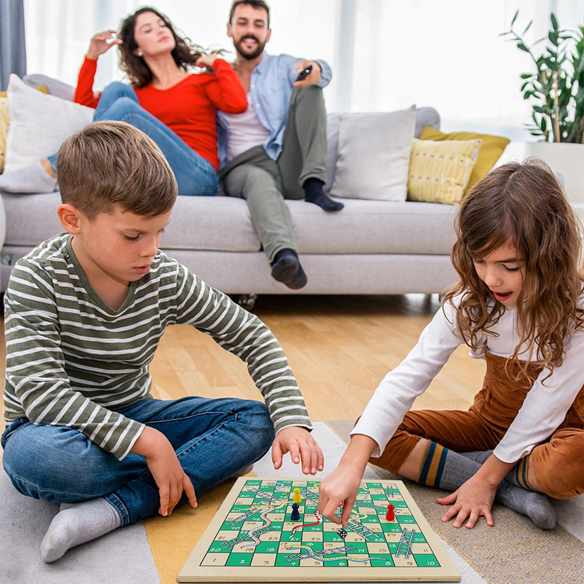 Juegoal Chinese checkers pieces designed for clear visibility during fast rounds.