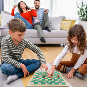 Juegoal Chinese checkers pieces designed for clear visibility during fast rounds.