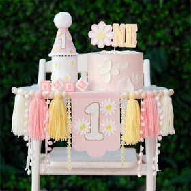 JUIIZAY pink daisy high chair banner adds festive birthday flair