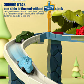 Juqic street lights and signs create realistic traffic scenarios for early learners.
