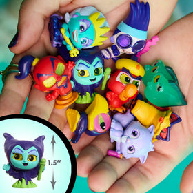 Just Play Disney Doorables Maleficent and raven figure, ideal for display and storytelling.