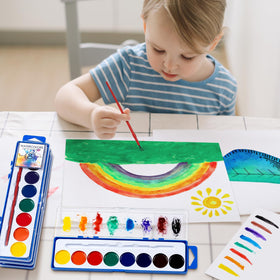 Jyusmile kid painting demonstrates easy washability during art time.
