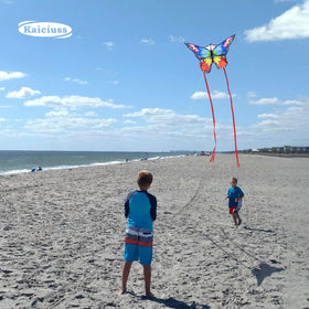 Kaiciuss kite reel winder with smooth take-up and safety features.