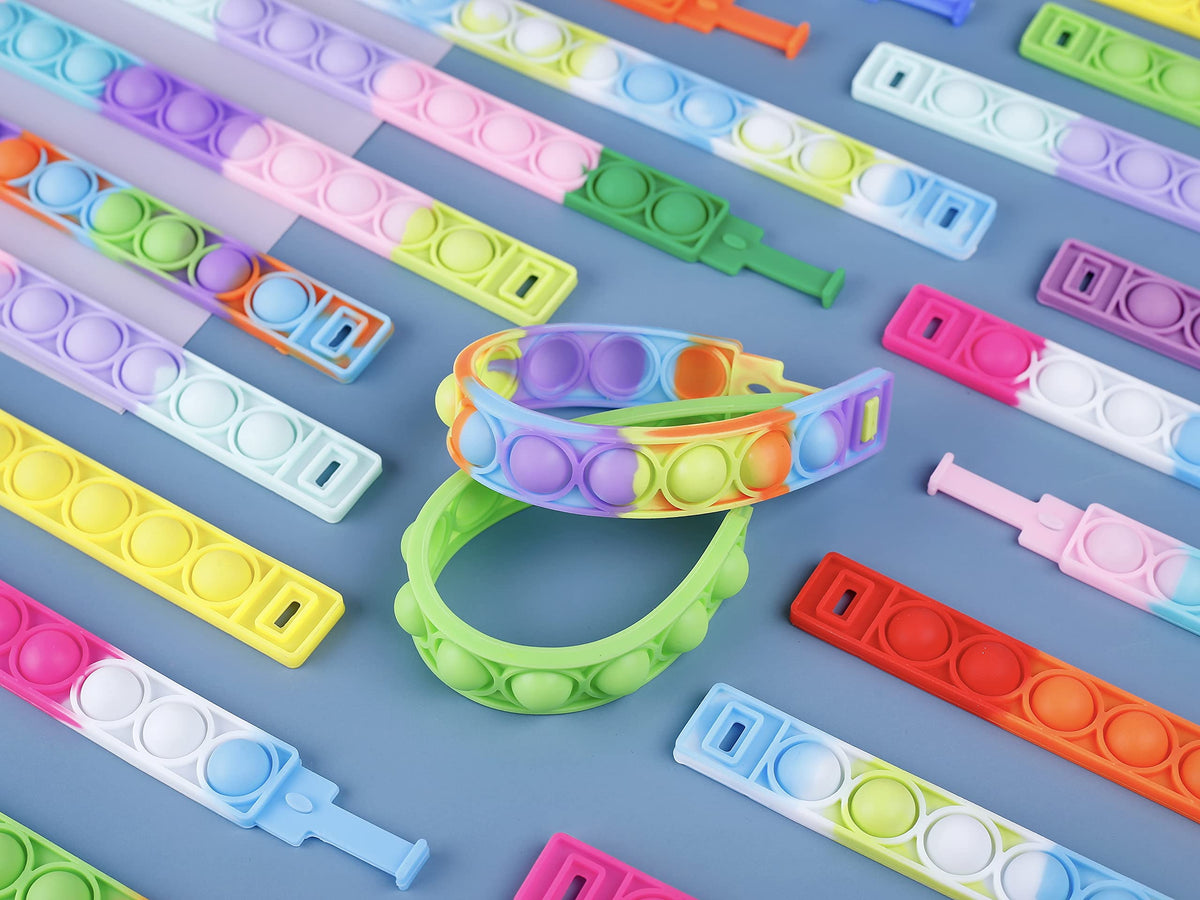 Kapibarasensei packaging 110 pcs supports group activities and gifting.