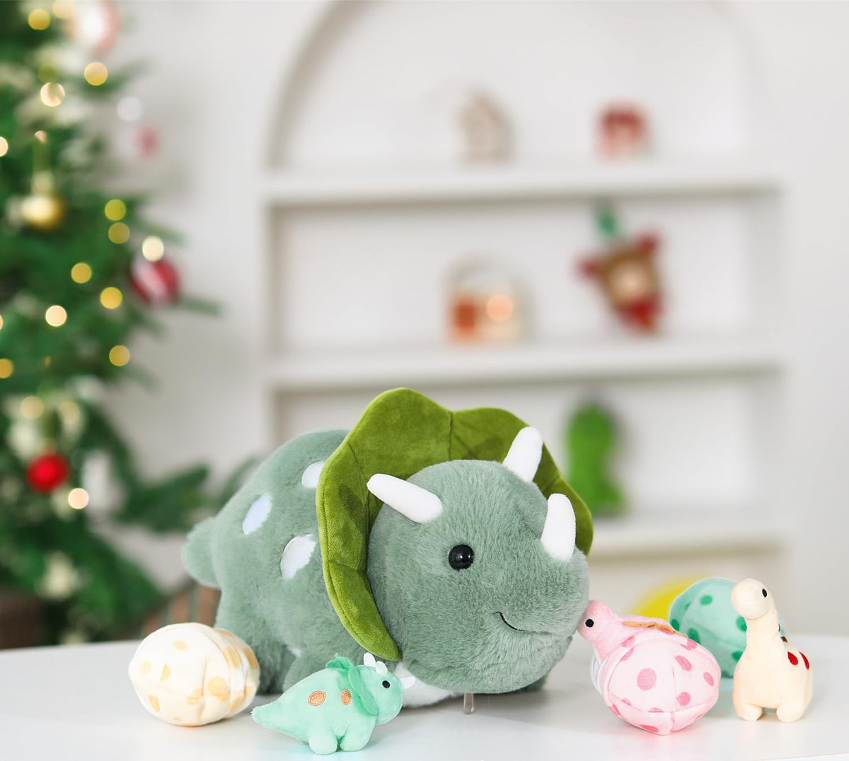 Karister plush dinosaur uses soft polyester fiber for cuddly hugs