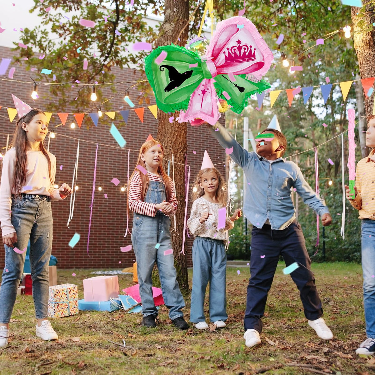 Kedaijin party setup with pinata suits witch or princess themes.