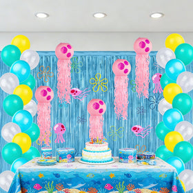 Kedaijin undersea photo backdrop creates memorable party photos