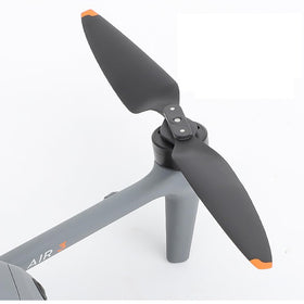 KEEDKQRH precisely balanced blades for stable, quieter flight