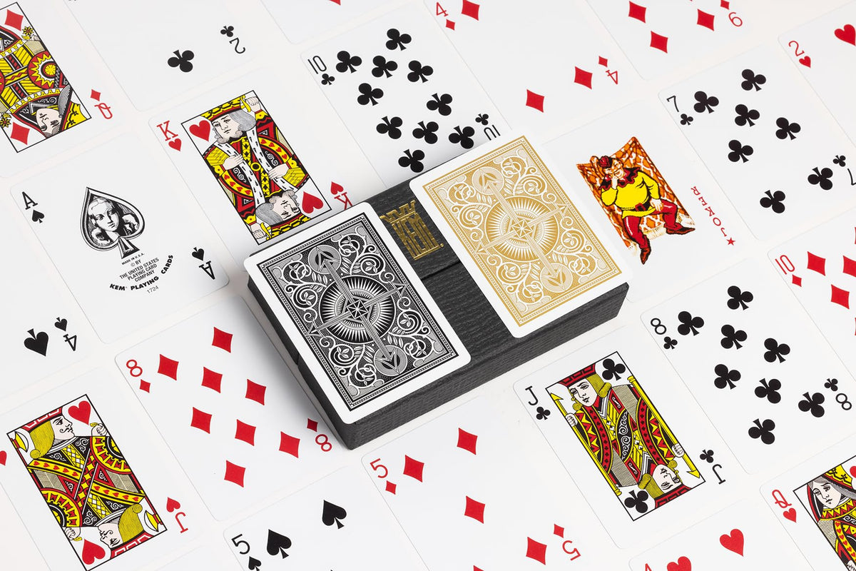KEM Arrow standard index poker-size cards for easy reading.