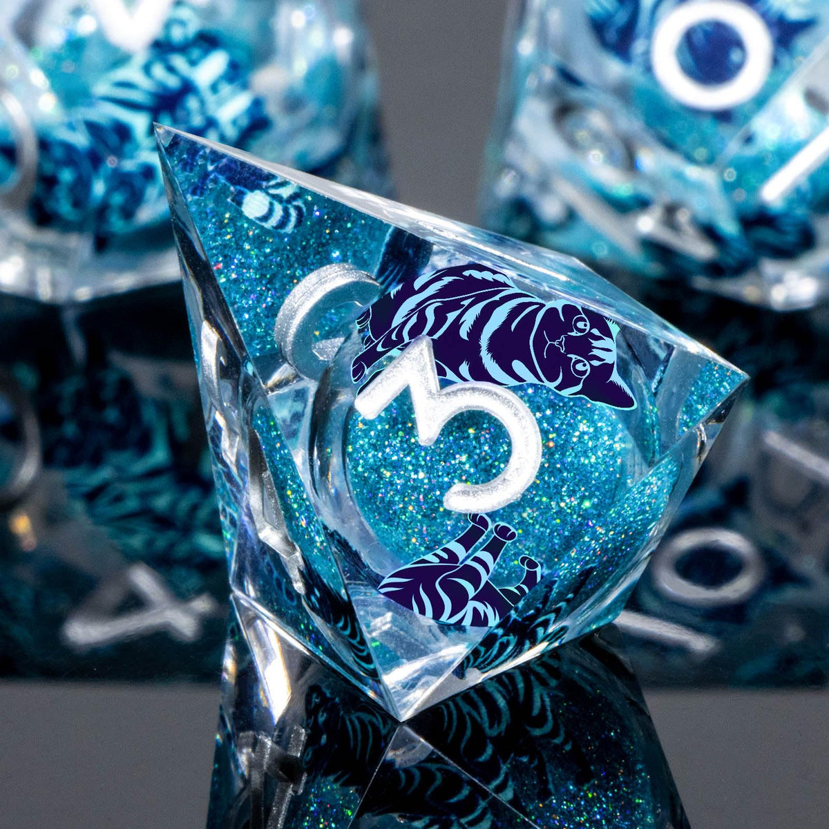 KERWELLSI cat liquid core dice gift box, ready for gifting to D&D players.
