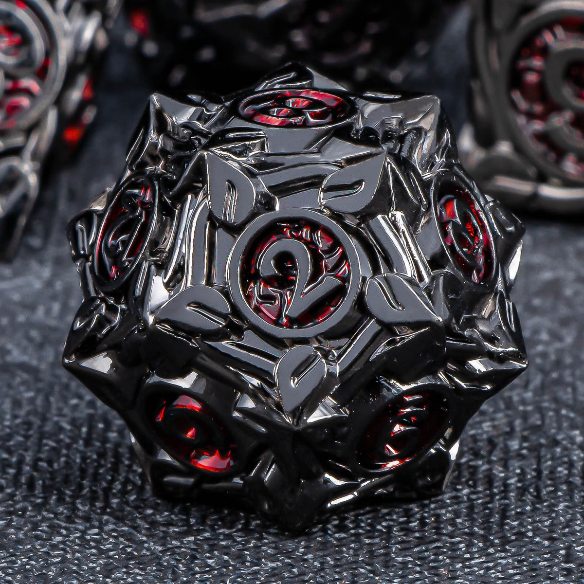 KERWELLSI dice held in hand emphasizes weight and smooth roll.