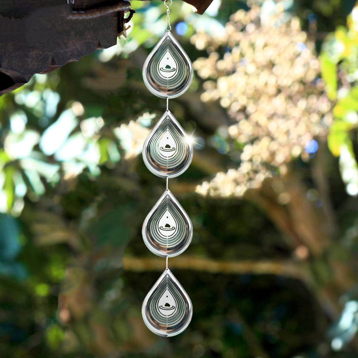 Kexsscai metal finish detail showcases durable, weather-ready wind spinner.