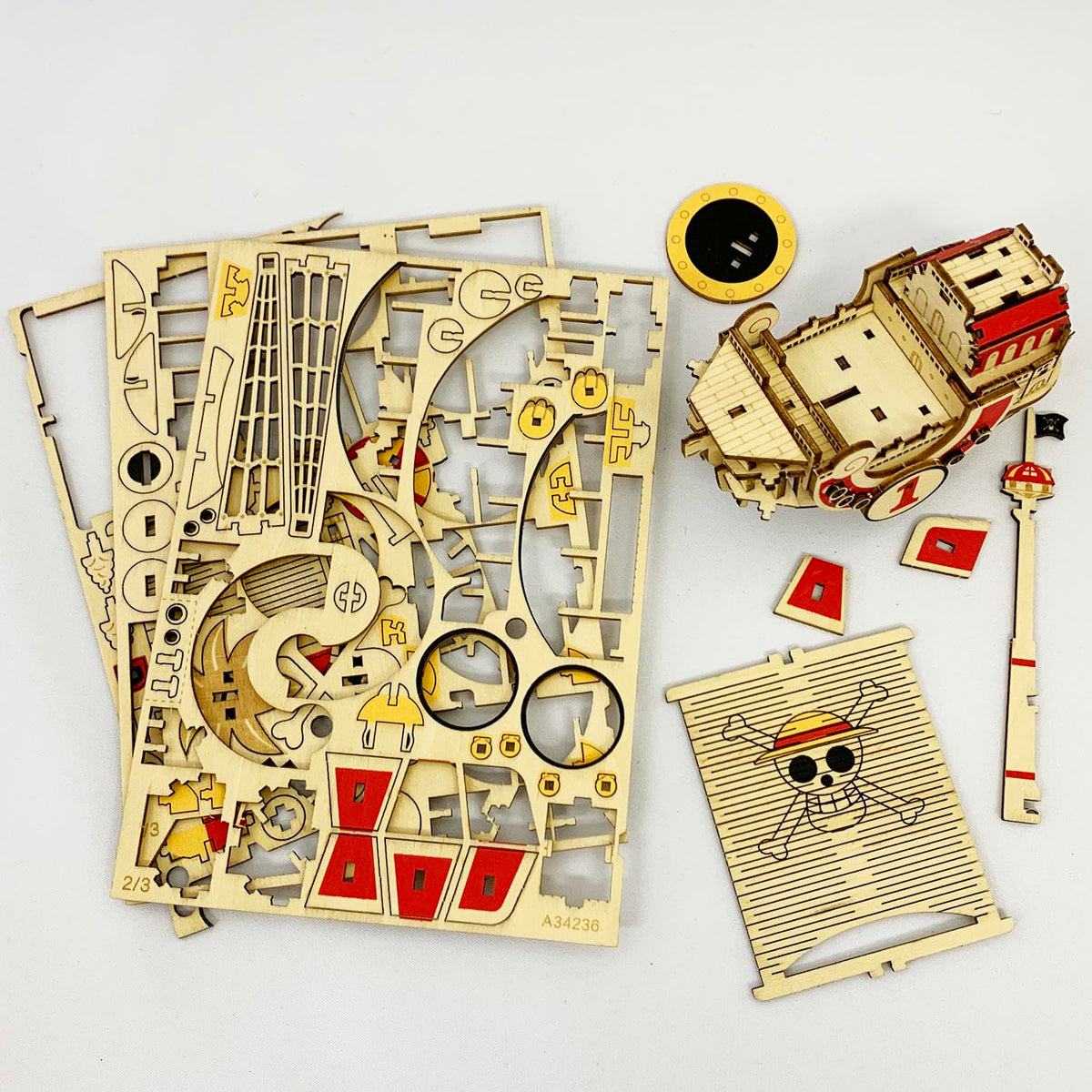 Ki-gu-mi Thousand Sunny wooden parts enable a calm, focused build.