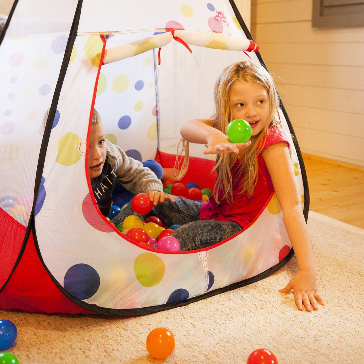 Kiddey durable fabric pop-up teepee for indoor outdoor use.
