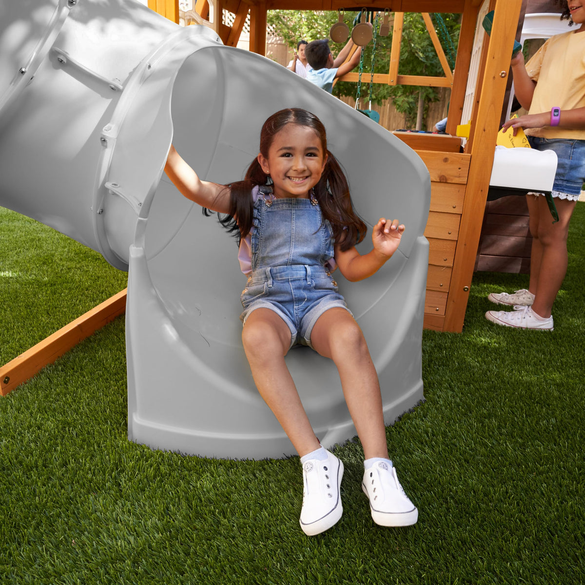 Sterling Falls play kitchen sparks role play and creative meals.