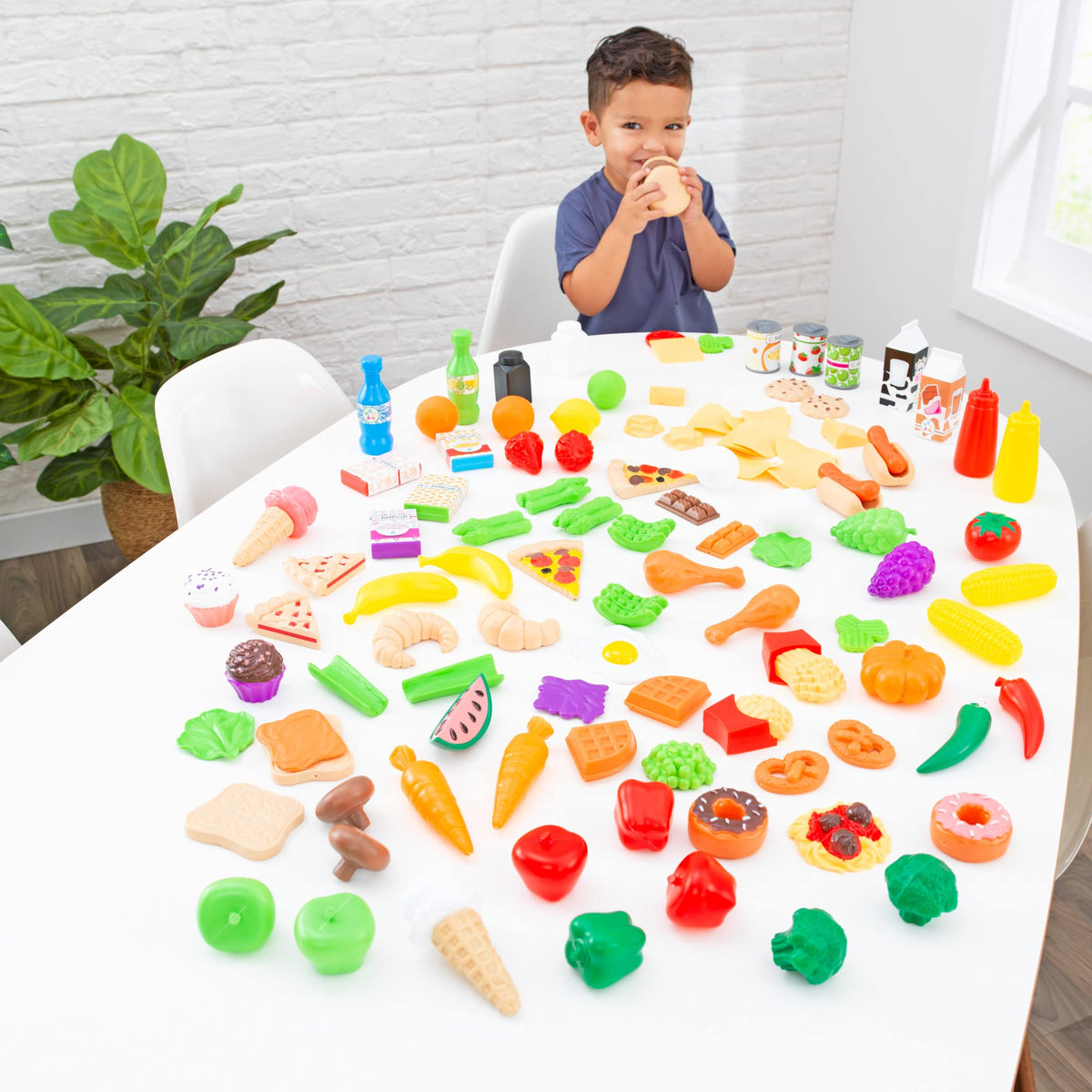 KidKraft Tasty Treats fruit tray for colorful pretend meals and sorting play.