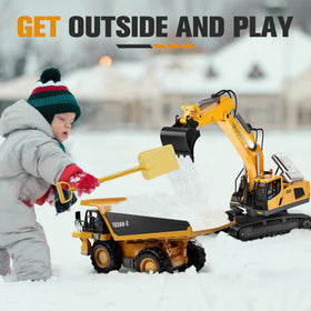 KIDMARKT RC excavator ready for outdoor beach sandbox adventures.