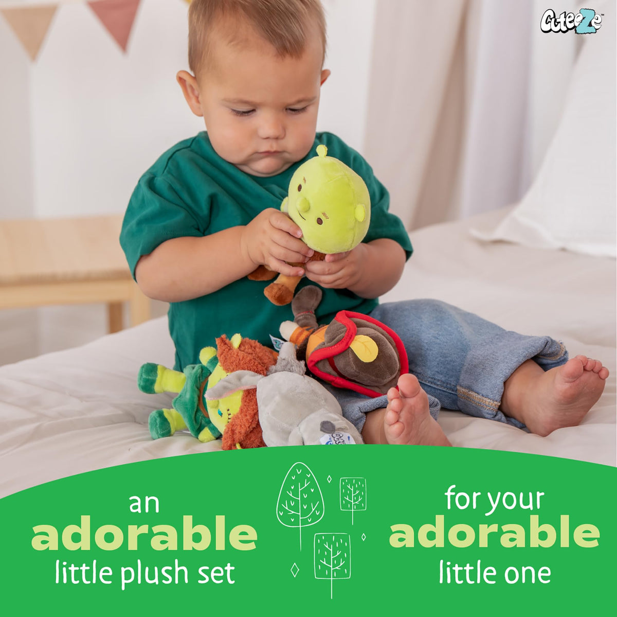 Keepsake box with Shrek Cuteeze enhances storytelling adventures.