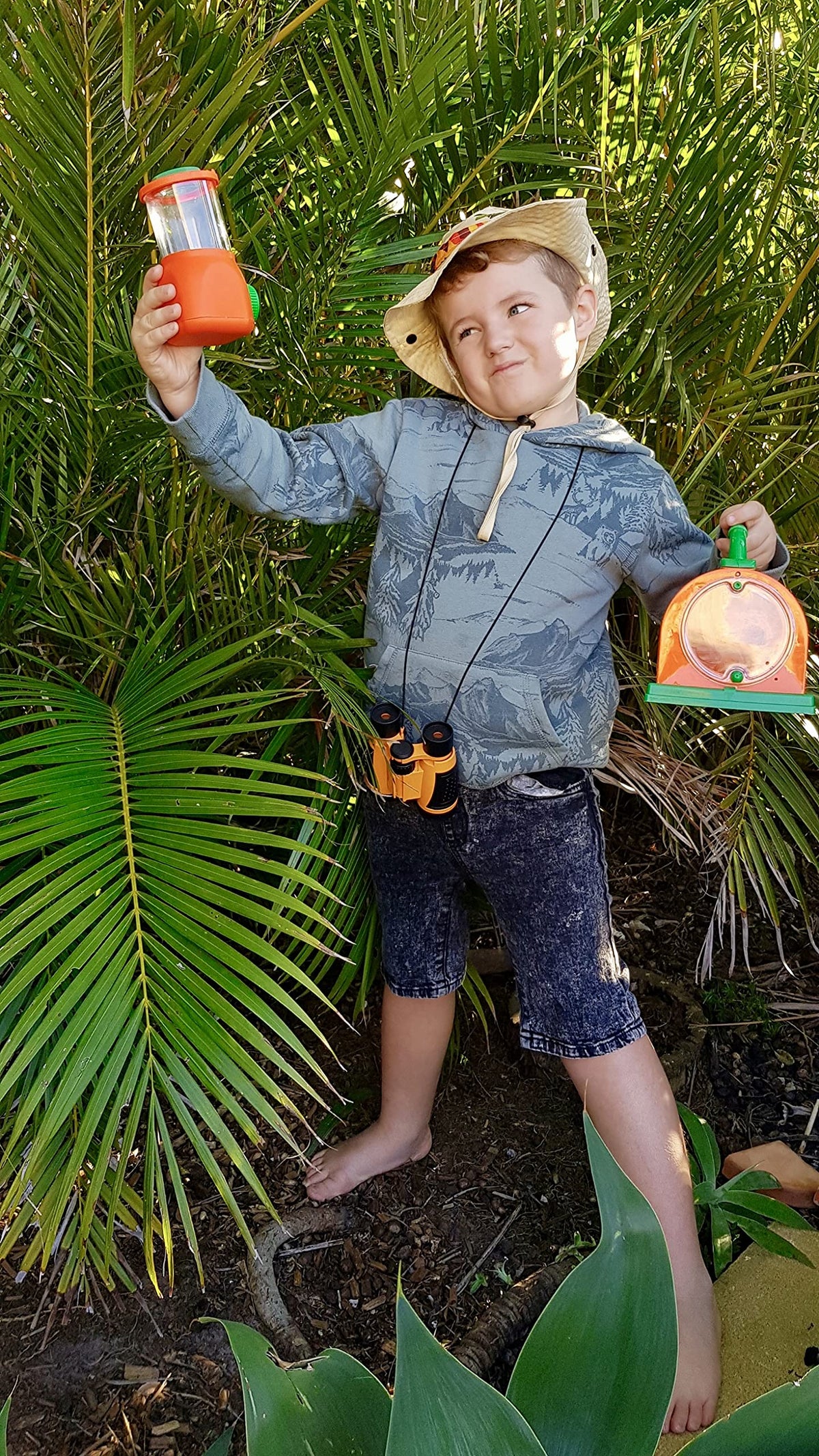 Kidz@Play jungle hat with quick release for safety during play.