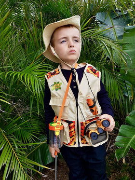 Kidz@Play nature adventures kit sparks learning for ages 3+.