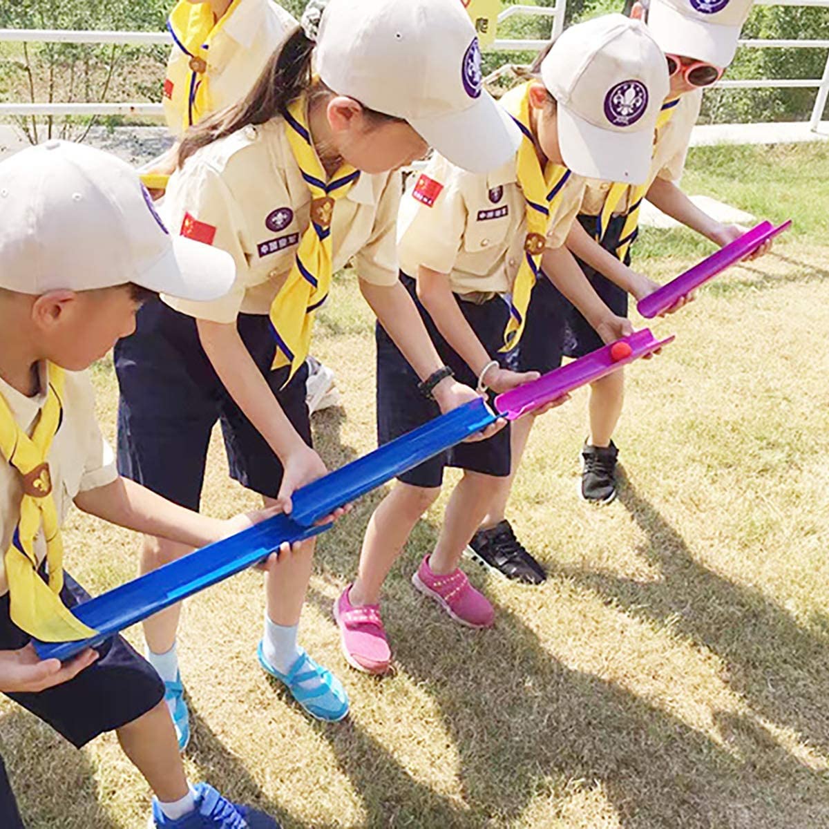 KINDEN Pipeline half-pipe setup for fast-paced team challenges.