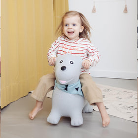 Kindsgut Bouncy Animal Hopper bunny design encourages gentle bouncing and balance.