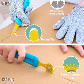 90-degree connectors from Kizzikids Cardboard Tools for sturdy 3D builds