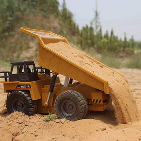 kkny remote dump truck four-wheel-drive for rugged play on any surface.