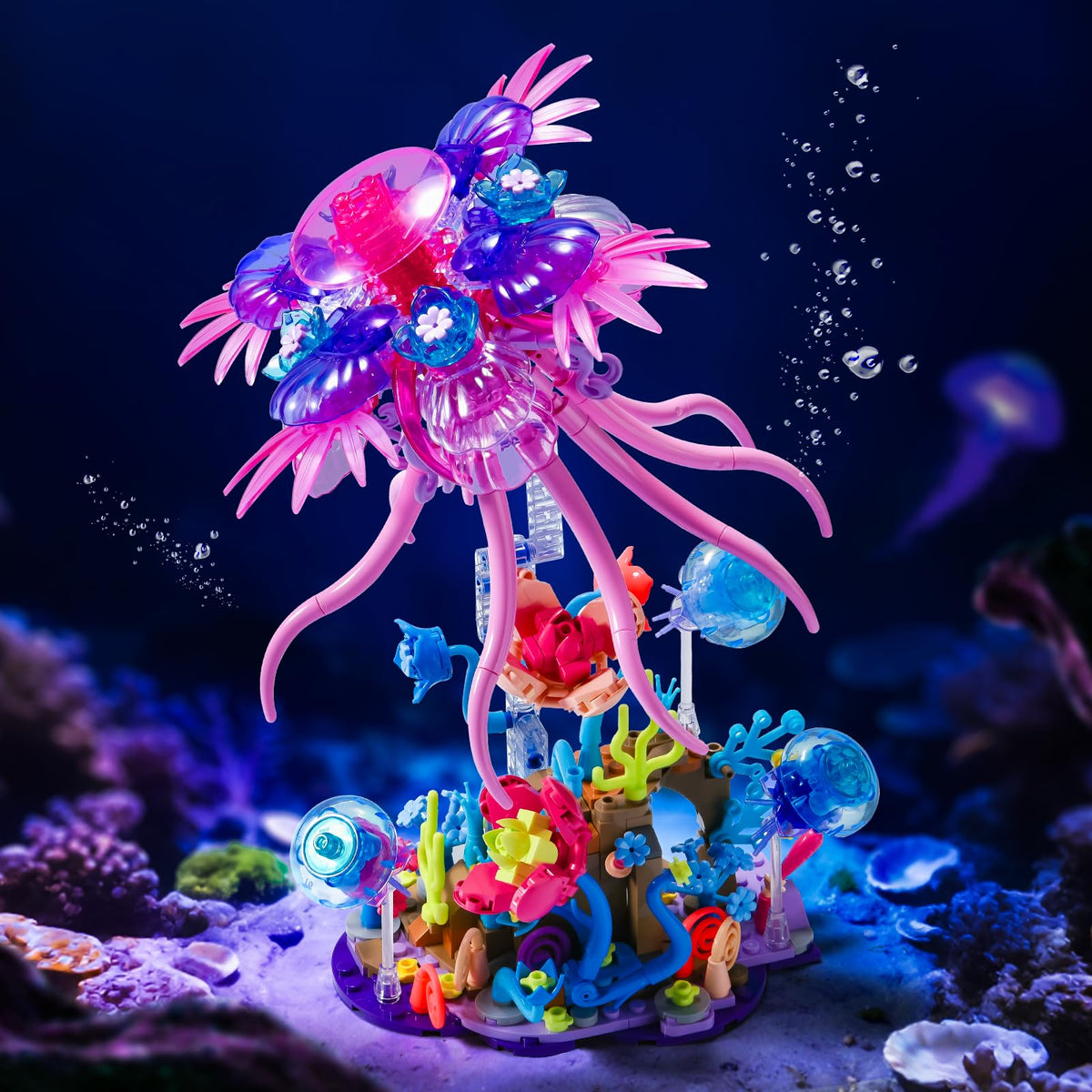 KKQ Jellyfish 526-piece assembly showcases step-by-step building for creativity.