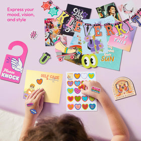 Klever Kits JOVA door-handle signs for playful room reminders