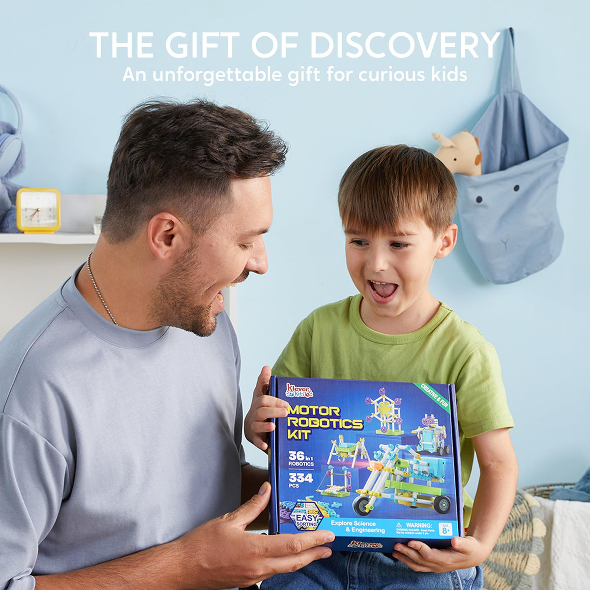 Klever Kits JOVA family build session encourages teamwork and learning.