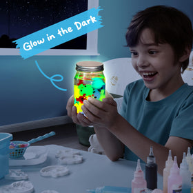 Klever Kits solid black gel creates bold accents for sea creatures
