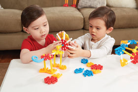 K'NEX Oodles of Pals big feet and curly tails add character.