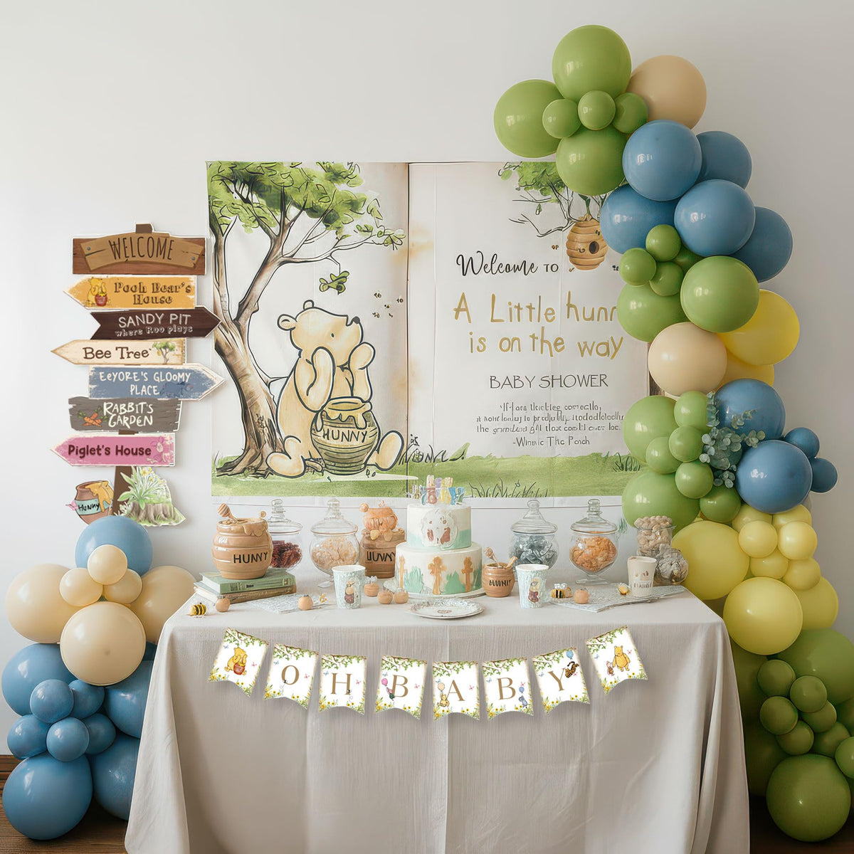 Kozee Classic Winnie bee balloons add whimsy to the bear party vibe.