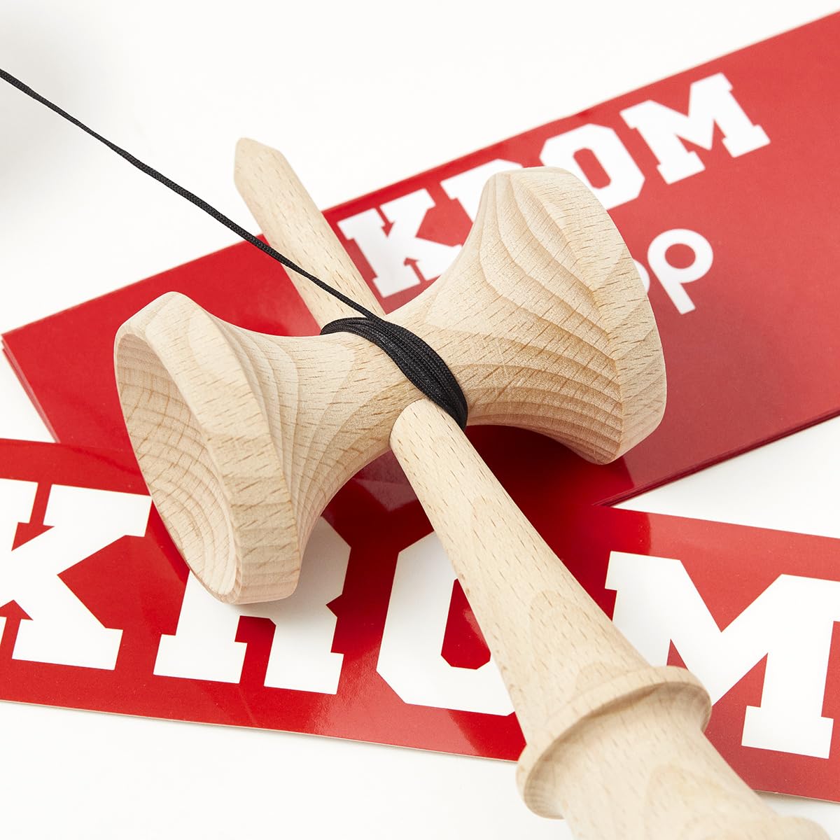 KROM Kendama POP LOL Red balanced Ken and Tama for precise tricks