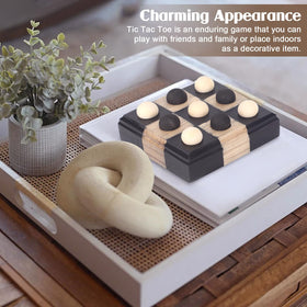 Kuabiz Tic Tac Toe board close-up highlights natural wood texture
