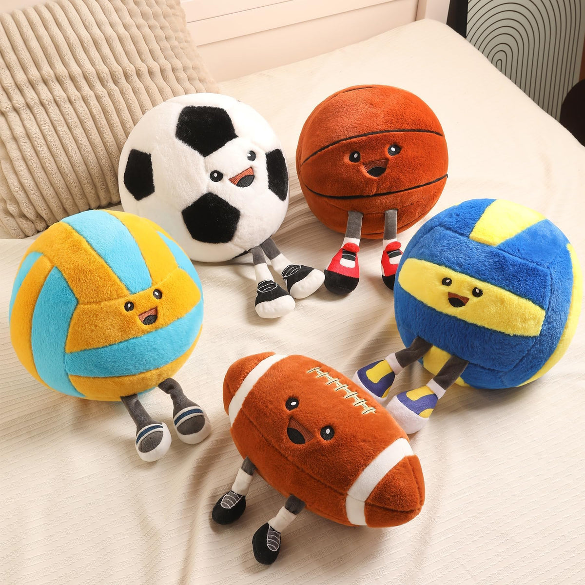 KUCCO-PILLOW basketball-themed decor accent for sofas and bedrooms