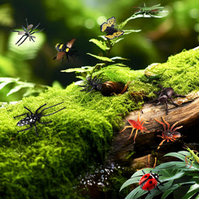Kukifun Mantis figure adds drama to insect studies and decor.
