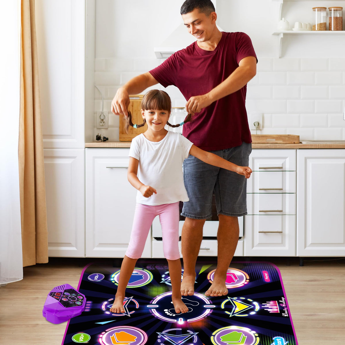 Kusntin Dance Mat supports family interaction for ages 3–10.