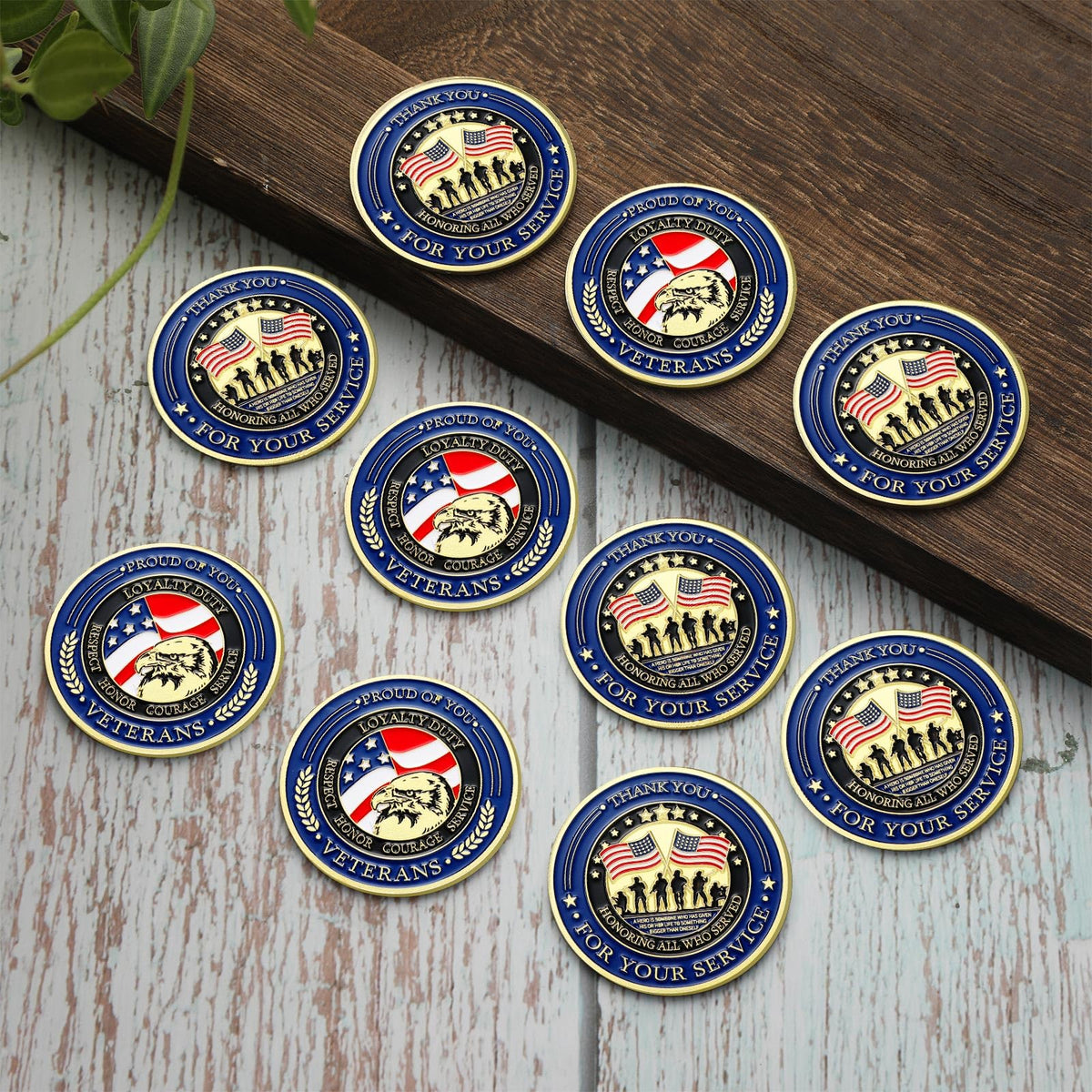 Detail of Landical coin edges and 4 cm diameter for collectors