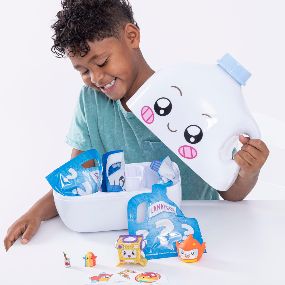 LankyBox Giant Milky Mystery figures showcase a growing collection for fans.
