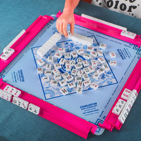 LaRandom compact mahjong rack for flexible placement on any table.